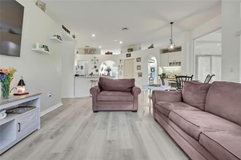 Villa ou maison à vendre à Homosassa, Floride: 3 chambres, 217.48 m2 № 2398806 - photo 15