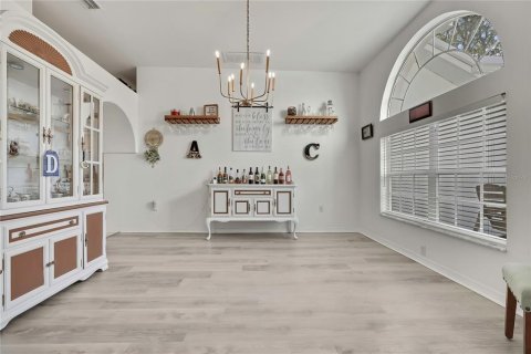Villa ou maison à vendre à Homosassa, Floride: 3 chambres, 217.48 m2 № 2398806 - photo 6