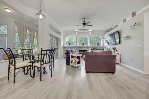 Villa ou maison à vendre à Homosassa, Floride: 3 chambres, 217.48 m2 № 2398806 - photo 12