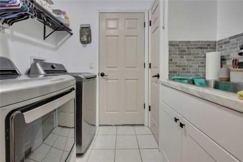 Villa ou maison à vendre à Homosassa, Floride: 3 chambres, 217.48 m2 № 2398806 - photo 26