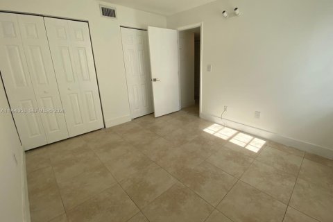 Снять в аренду кондоминиум в Авентура, Флорида 3 спальни, 106.19м2, № 2058871 - фото 16