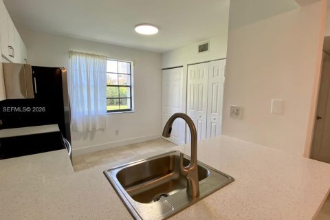 Снять в аренду кондоминиум в Авентура, Флорида 3 спальни, 106.19м2, № 2058871 - фото 7