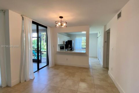 Снять в аренду кондоминиум в Авентура, Флорида 3 спальни, 106.19м2, № 2058871 - фото 4