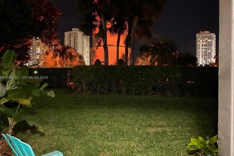 Снять в аренду кондоминиум в Авентура, Флорида 3 спальни, 106.19м2, № 2058871 - фото 20