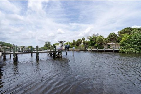 Land in Dania Beach, Florida № 1981289 - photo 17