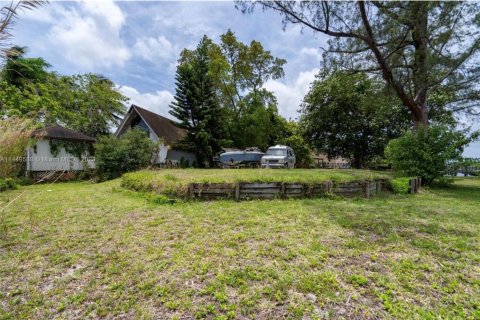 Land in Dania Beach, Florida № 1981289 - photo 12