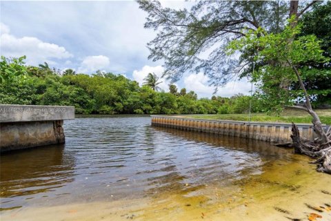 Land in Dania Beach, Florida № 1981289 - photo 6