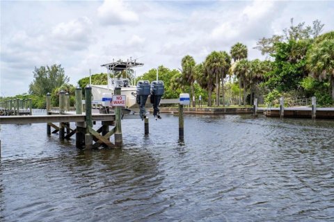 Land in Dania Beach, Florida № 1981289 - photo 15