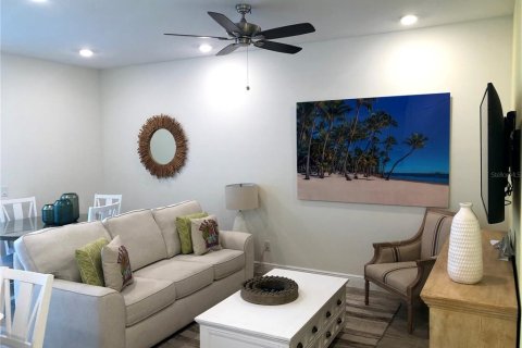 Touwnhouse à vendre à Kissimmee, Floride: 3 chambres, 143.53 m2 № 852648 - photo 6