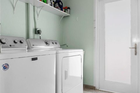 Villa ou maison à vendre à Fort Lauderdale, Floride: 2 chambres, 127.46 m2 № 2432513 - photo 16