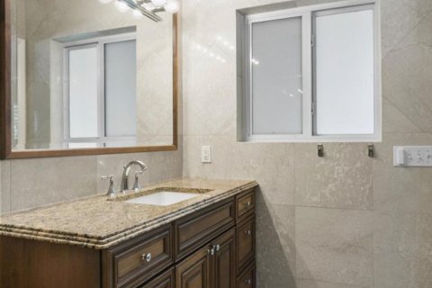 Villa ou maison à vendre à Fort Lauderdale, Floride: 2 chambres, 127.46 m2 № 2432513 - photo 21