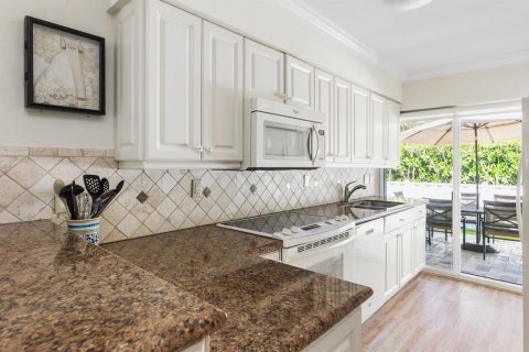 Villa ou maison à vendre à Fort Lauderdale, Floride: 2 chambres, 127.46 m2 № 2432513 - photo 12