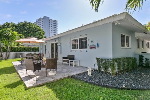 Villa ou maison à vendre à Fort Lauderdale, Floride: 2 chambres, 127.46 m2 № 2432513 - photo 30