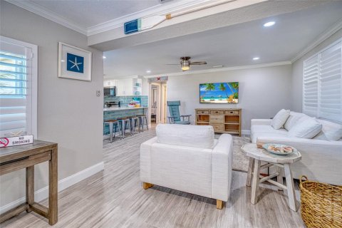Villa ou maison à vendre à Redington Shores, Floride: 2 chambres, 88.81 m2 № 1349479 - photo 10