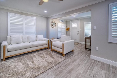 Villa ou maison à vendre à Redington Shores, Floride: 2 chambres, 88.81 m2 № 1349479 - photo 20
