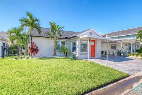 Villa ou maison à vendre à Redington Shores, Floride: 2 chambres, 88.81 m2 № 1349479 - photo 3