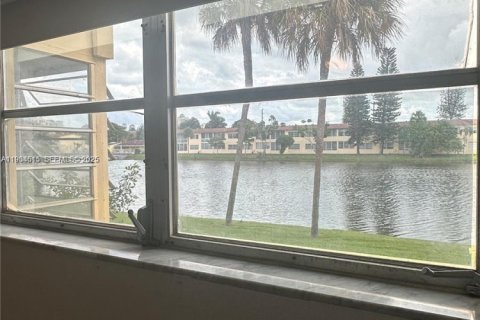 Купить кондоминиум в Авентура, Флорида 1 спальня, № 1993004 - фото 10