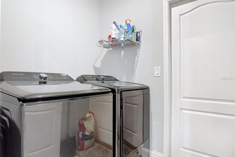 Casa en venta en Palm Coast, Florida, 4 dormitorios, 174.47 m2 № 1917140 - foto 10