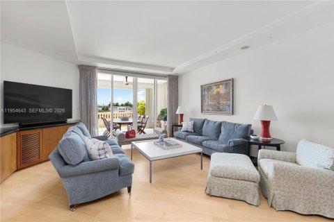 Copropriété à louer à Aventura, Floride: 4 chambres, 274.06 m2 № 2153350 - photo 2