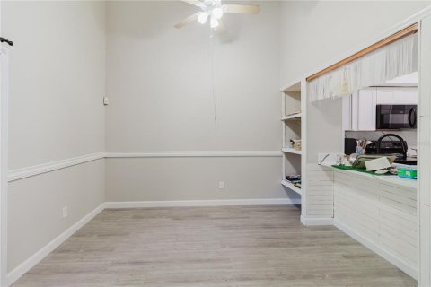 Condo in Tampa, Florida, 1 bedroom № 2102237 - photo 10