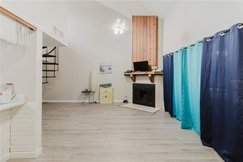 Condo in Tampa, Florida, 1 bedroom № 2102237 - photo 13