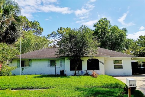 Villa ou maison à vendre à Orlando, Floride: 4 chambres № 2063345 - photo 5