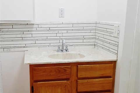 Villa ou maison à vendre à Orlando, Floride: 4 chambres № 2063345 - photo 23