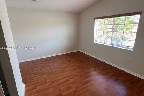 Townhouse in Miramar, Florida 3 bedrooms, 146.97 sq.m. № 1784079 - photo 19