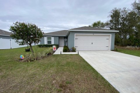 House in Poinciana, Florida 3 bedrooms, 119.1 sq.m. № 2345140