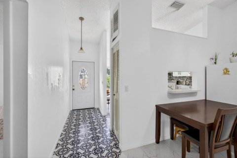 Купить кондоминиум в Уэст-Палм-Бич, Флорида 4 комнаты, 127.28м2, № 2147010 - фото 29