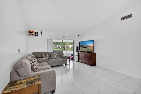 Купить кондоминиум в Уэст-Палм-Бич, Флорида 4 комнаты, 127.28м2, № 2147010 - фото 13
