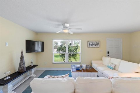 House in Flagler Beach, Florida 2 bedrooms, 118.73 sq.m. № 1744887 - photo 7
