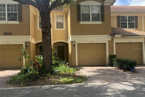 Townhouse in Orlando, Florida 3 bedrooms, 156.26 sq.m. № 2195109 - photo 2