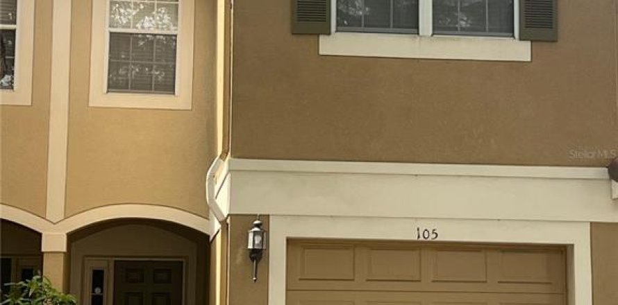 Townhouse in Orlando, Florida 3 bedrooms, 156.26 sq.m. № 2195109