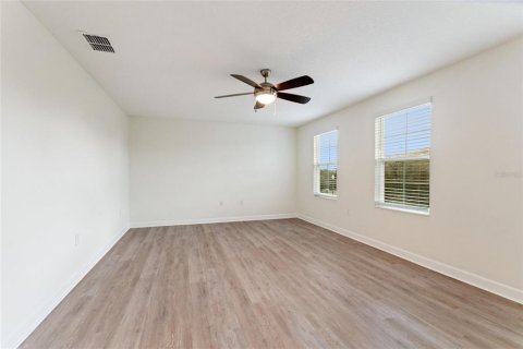 Casa en venta en Davenport, Florida, 3 dormitorios, 192.87 m2 № 2232019 - foto 18