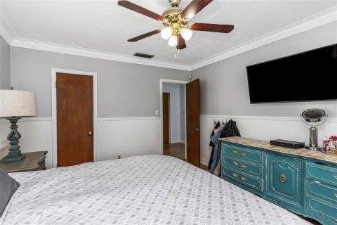 House in Saint Petersburg, Florida 2 bedrooms, 126.81 sq.m. № 1911665 - photo 25