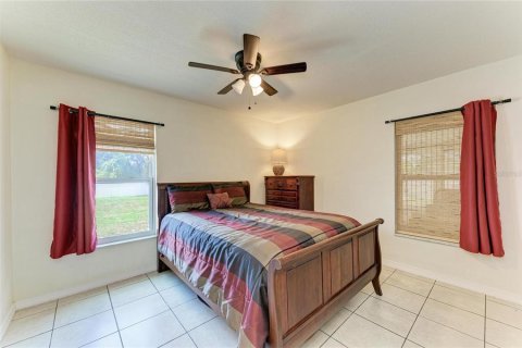 Villa ou maison à vendre à Port Charlotte, Floride: 2 chambres, 101.82 m2 № 2229164 - photo 16