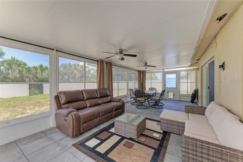 Villa ou maison à vendre à Port Charlotte, Floride: 2 chambres, 101.82 m2 № 2229164 - photo 20