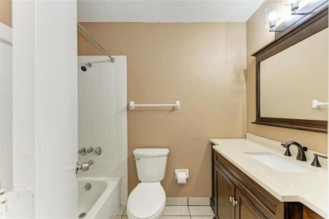 Villa ou maison à vendre à Port Charlotte, Floride: 2 chambres, 101.82 m2 № 2229164 - photo 19