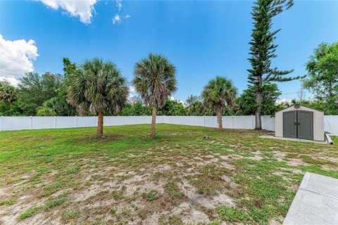 Villa ou maison à vendre à Port Charlotte, Floride: 2 chambres, 101.82 m2 № 2229164 - photo 26