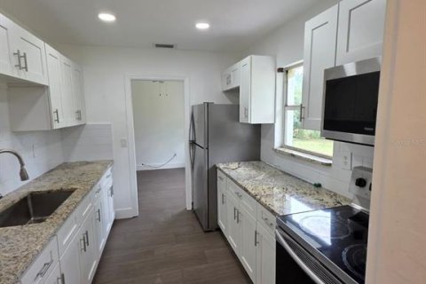 Casa en alquiler en Clearwater, Florida, 3 dormitorios, 127.46 m2 № 2235324 - foto 21