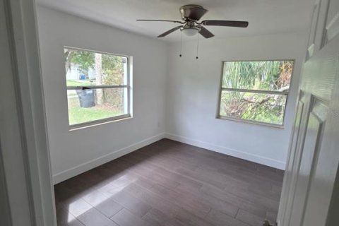 Casa en alquiler en Clearwater, Florida, 3 dormitorios, 127.46 m2 № 2235324 - foto 26