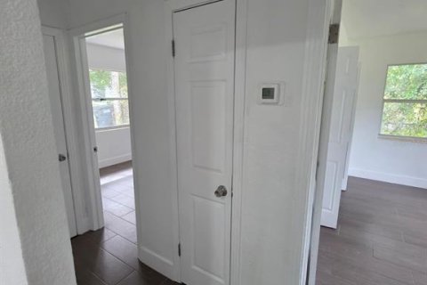 Casa en alquiler en Clearwater, Florida, 3 dormitorios, 127.46 m2 № 2235324 - foto 28