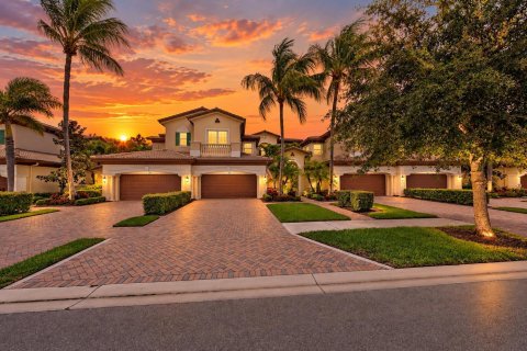Condo in Jupiter, Florida, 2 bedrooms  № 2382929 - photo 11