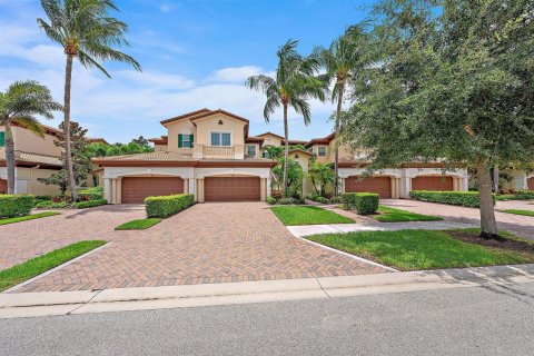 Condo in Jupiter, Florida, 2 bedrooms  № 2382929 - photo 17