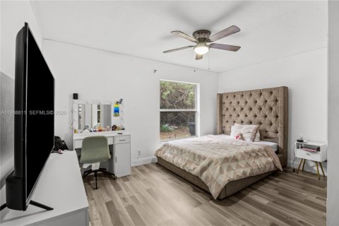 Villa ou maison à vendre à Port St. Lucie, Floride: 4 chambres, 194.17 m2 № 2051089 - photo 27