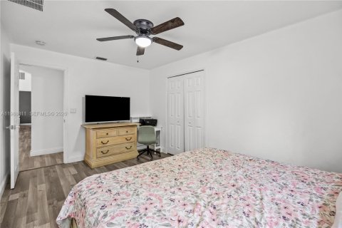 Villa ou maison à vendre à Port St. Lucie, Floride: 4 chambres, 194.17 m2 № 2051089 - photo 23