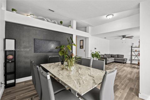 Villa ou maison à vendre à Port St. Lucie, Floride: 4 chambres, 194.17 m2 № 2051089 - photo 8