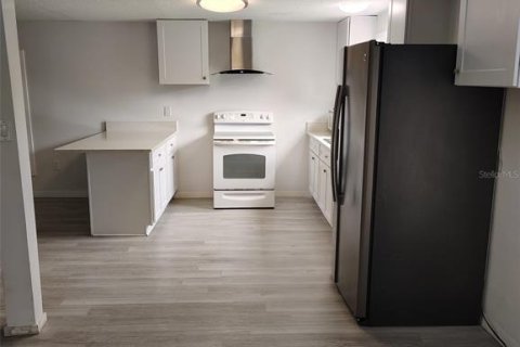 Appartement à louer à Lakeland, Floride: 3 chambres, 124.86 m2 № 2400999 - photo 7
