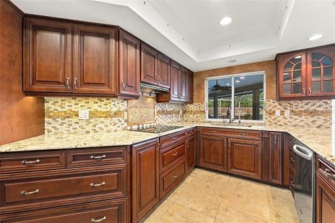 Villa ou maison à vendre à Lutz, Floride: 4 chambres, 232.26 m2 № 2391718 - photo 6